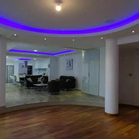 Villa Modern And Luxury With 5 Bedrooms And Panoramic Views
