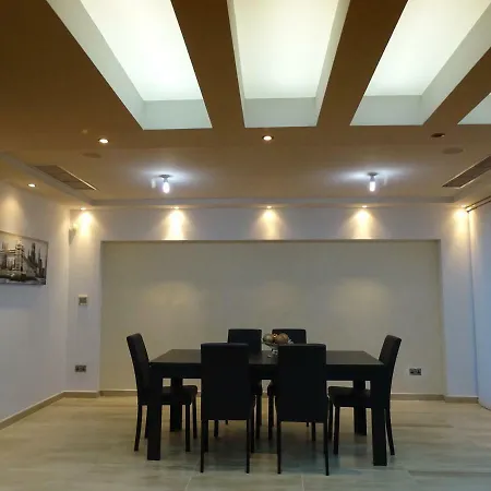Modern And Luxury With 5 Bedrooms And Panoramic Views *